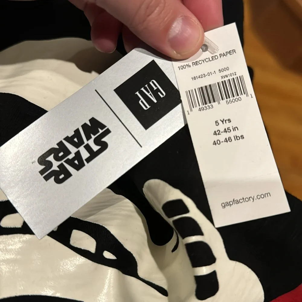 Lot of 3 Star Wars‎ shirts. Size 5. 2 gap NWT